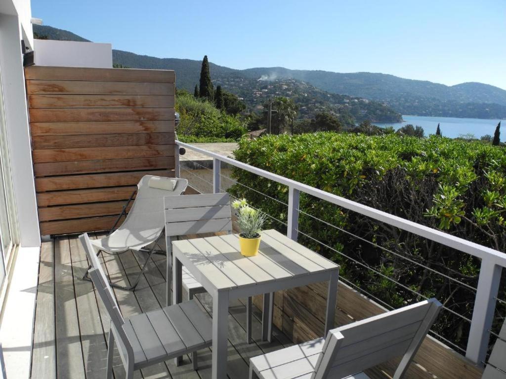 Residence Le Mas Le Lavandou Eksteriør billede