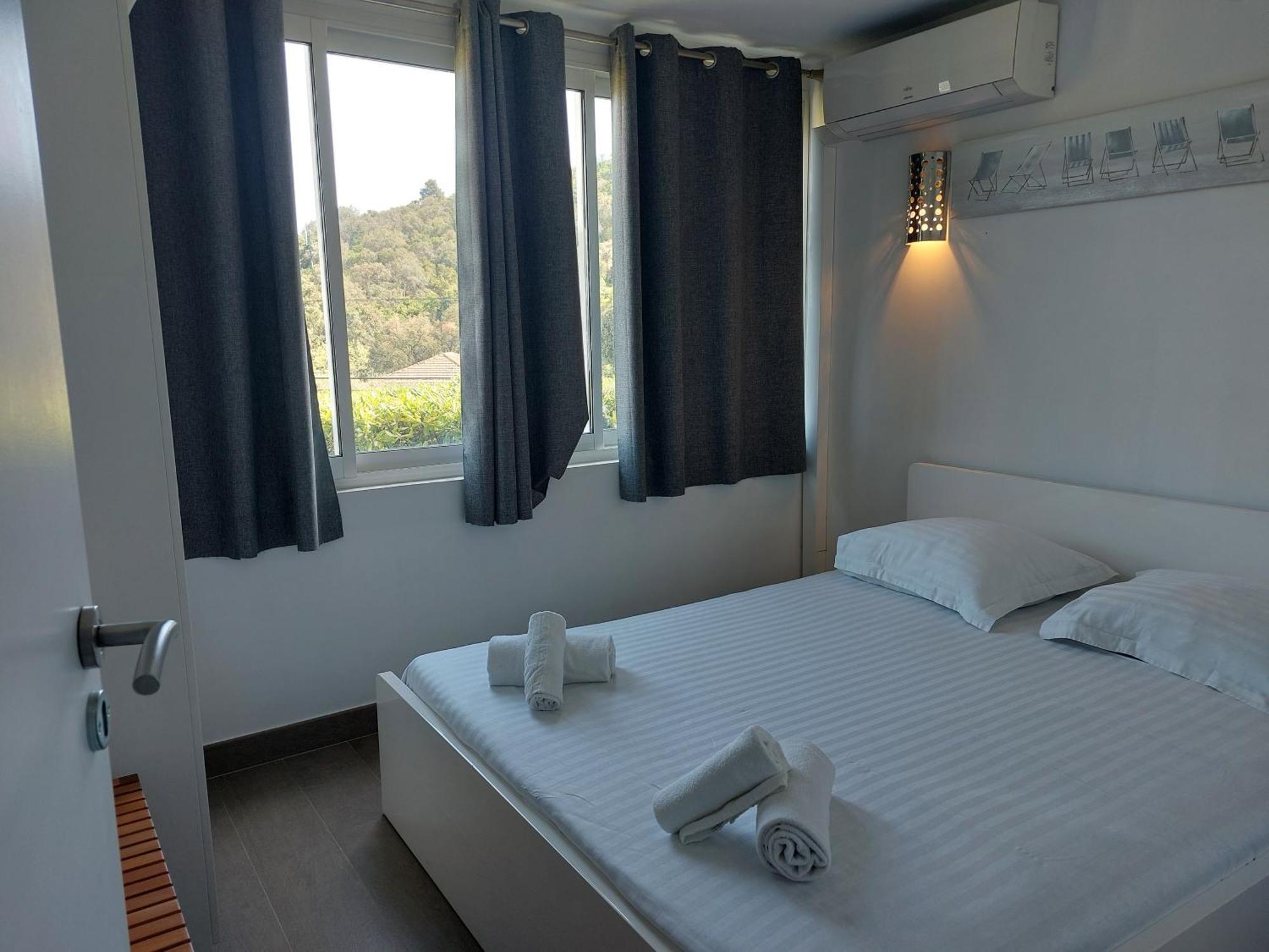Residence Le Mas Le Lavandou Eksteriør billede